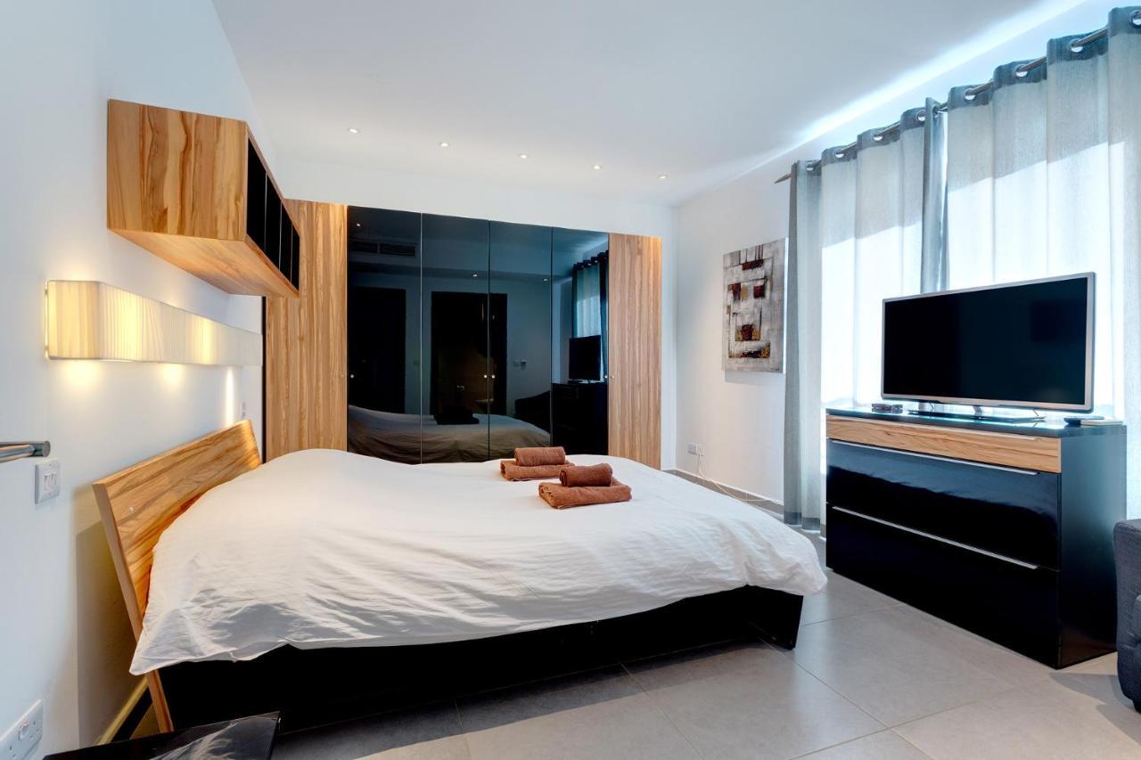 Seaview Apartment In Fort Cambridge, Sliema Eksteriør bilde
