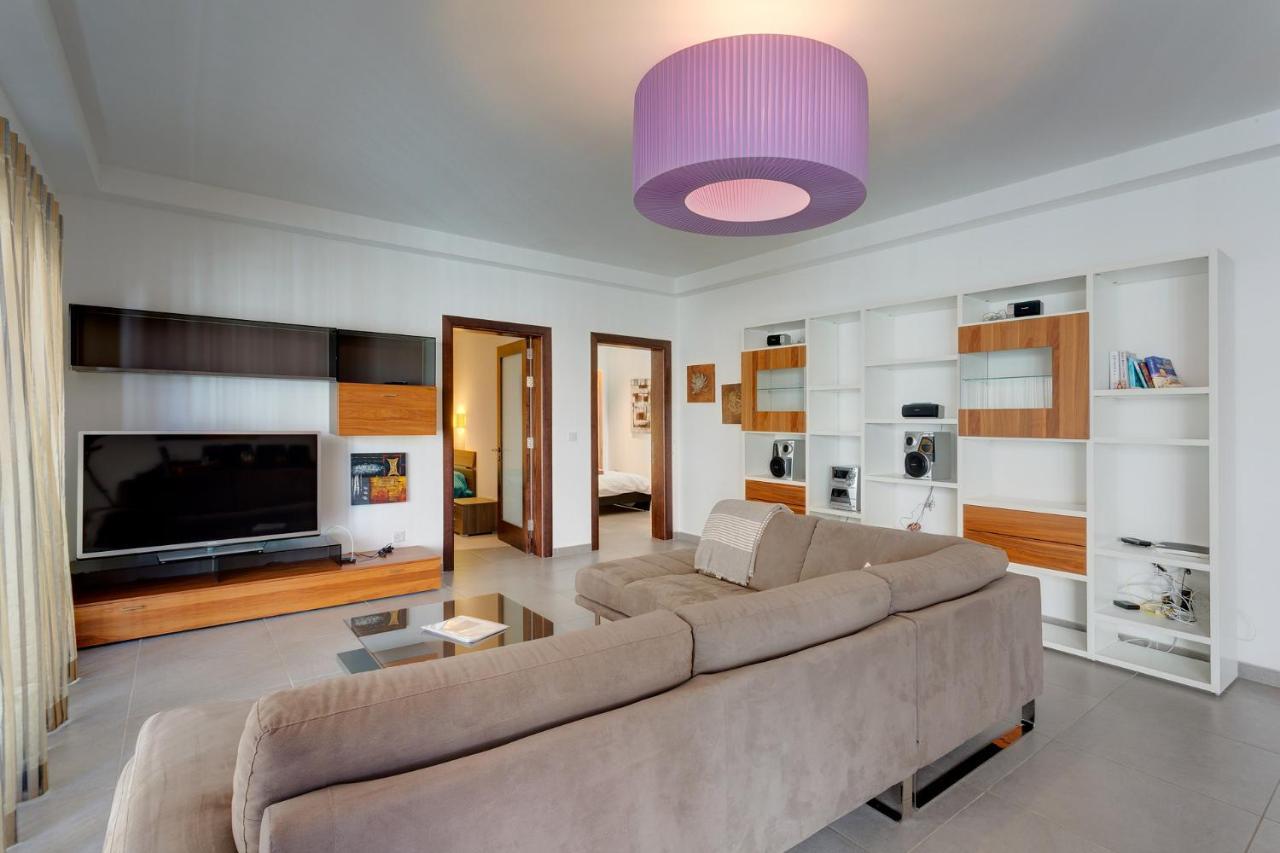 Seaview Apartment In Fort Cambridge, Sliema Eksteriør bilde