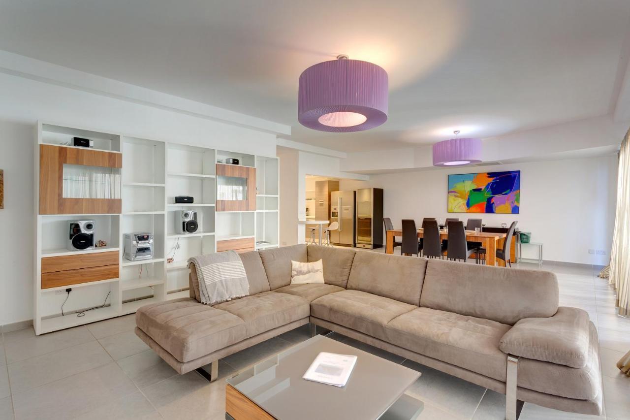 Seaview Apartment In Fort Cambridge, Sliema Eksteriør bilde